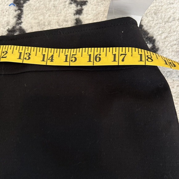 Tahari Arthur S. Levine Formal Skirt Black Size 12 NWT - Picture 5 of 6
